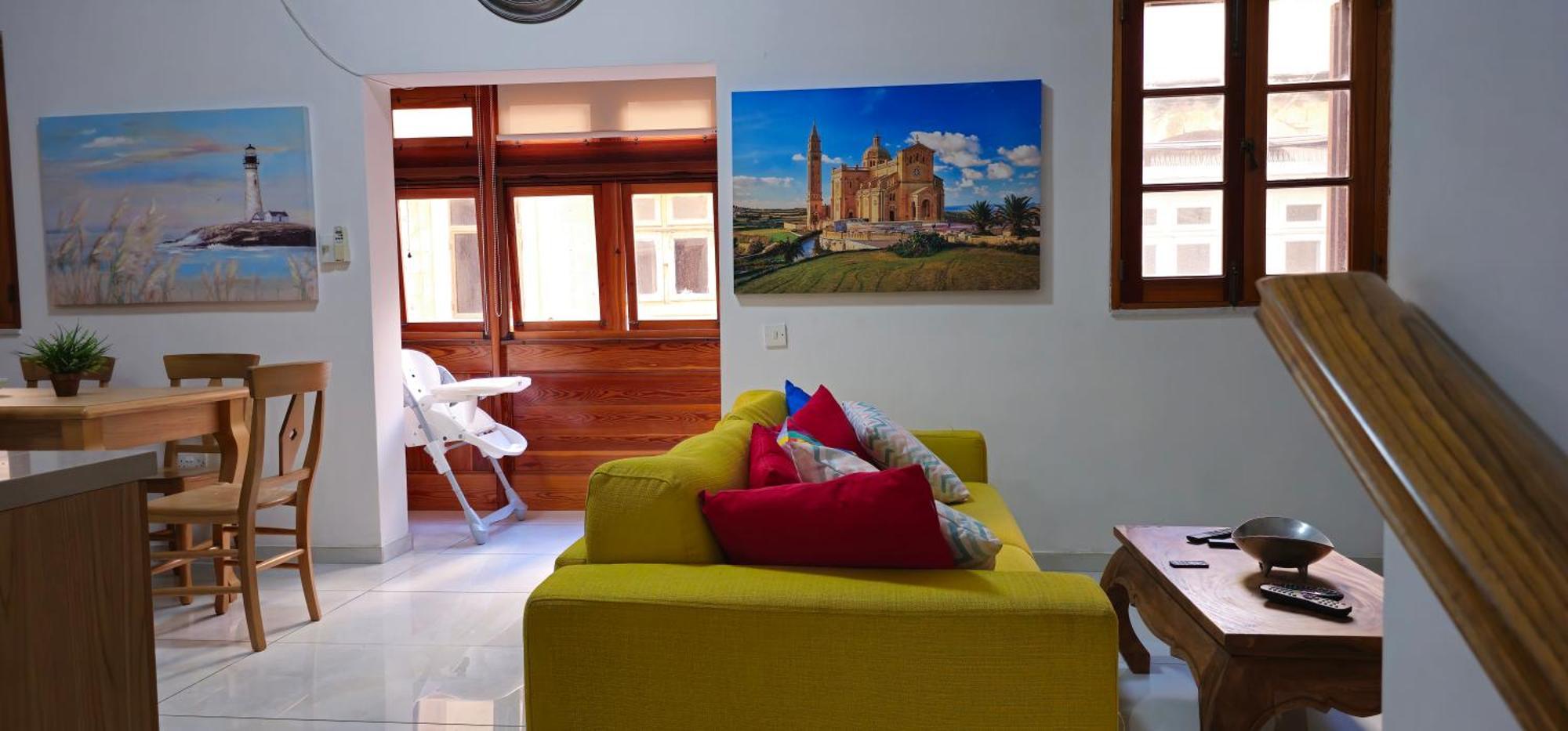 3 Floors Villa On Promenade 4 Bedrooms 3 Bathrooms Sliema Exterior foto