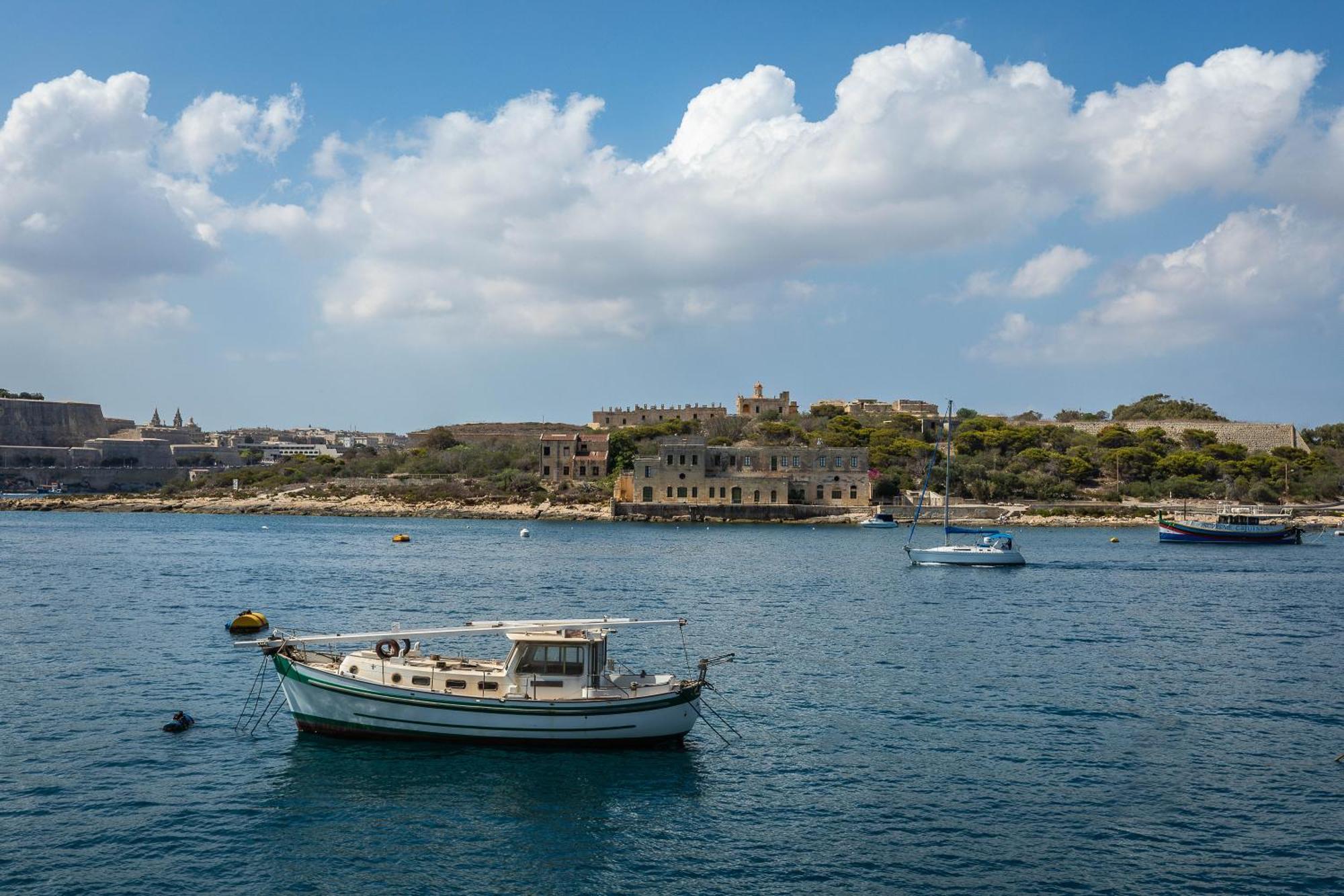 3 Floors Villa On Promenade 4 Bedrooms 3 Bathrooms Sliema Exterior foto